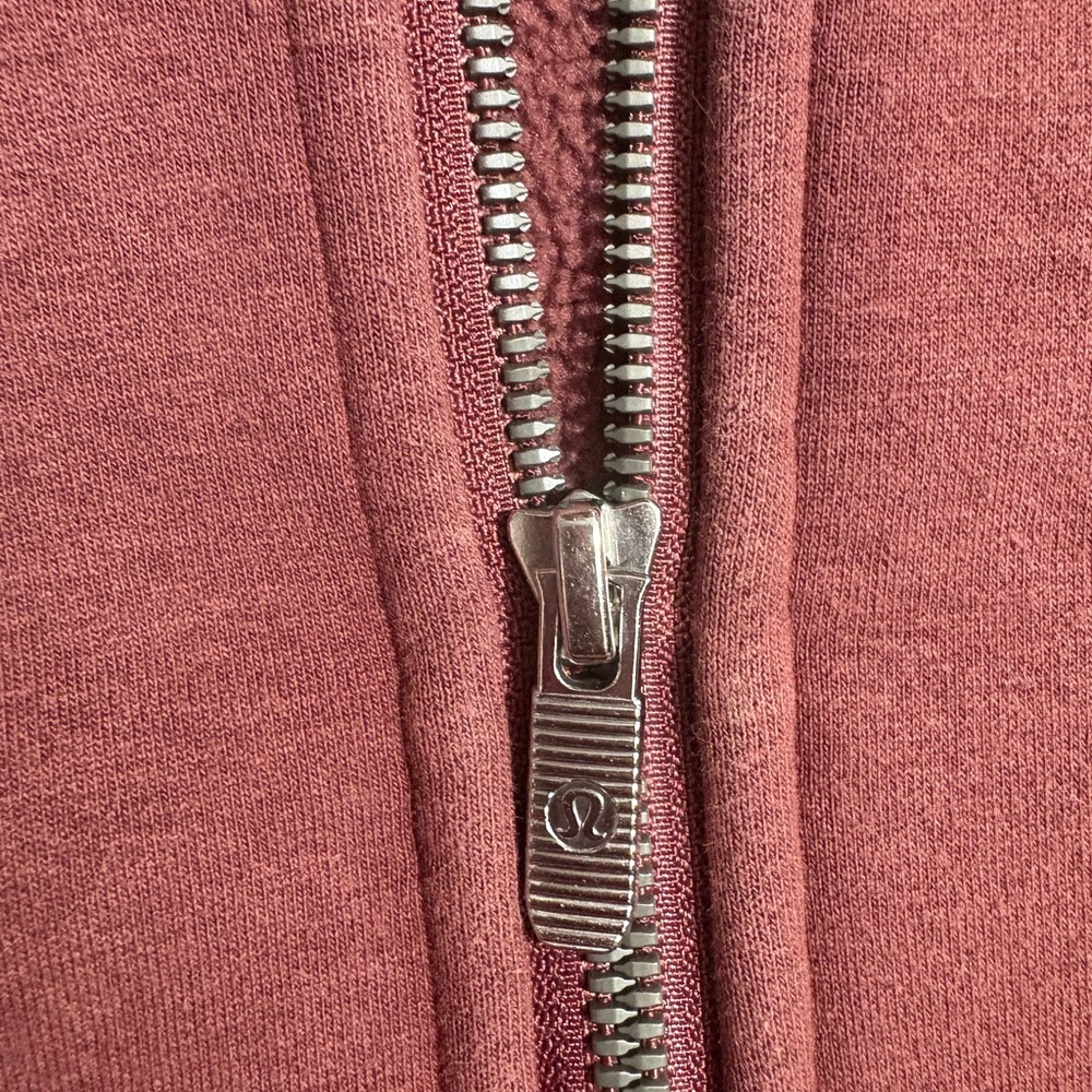 Sold - Picture 3 of 8